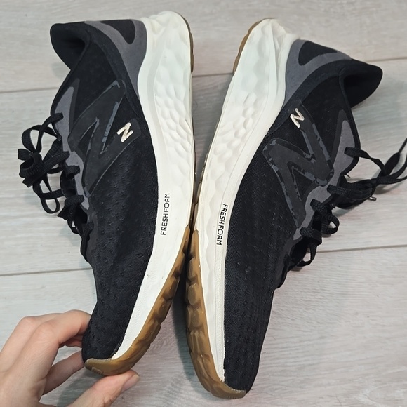 New Balance Mens Fresh Foam Arishi Warisek4 Running Shoes Sneakers Sz 10.5 main image 8